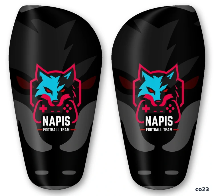 co23-personalizowane-ochraniacze-pilkarskie-wilk-gaming-neonowy.webp